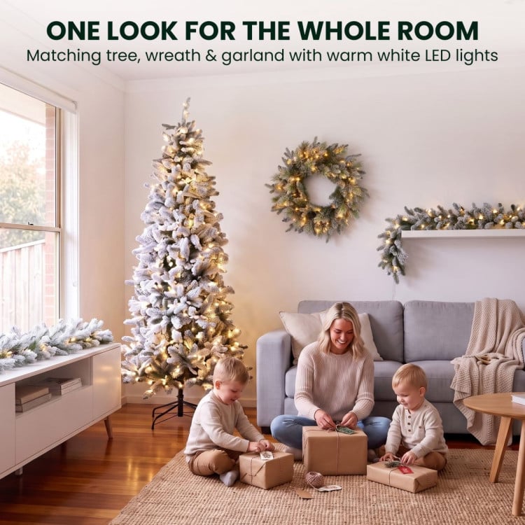 Christabelle Snowy Stamford Spruce 2.3m 7.5ft Tree 61cm Wreath Snowy Stamford 2.7m Christmas Garland Snowy with LED image 11