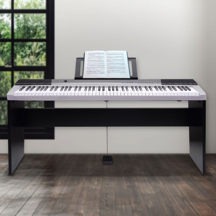 Karrera 88 Keys Electronic Keyboard Piano with Stand Silver image 10