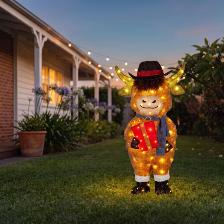 Christabelle 96cm Highland Cow Christmas Light Up Display LED Novelty Animal Gift Outdoor Indoor Xmas Yard Lawn Statue image 10