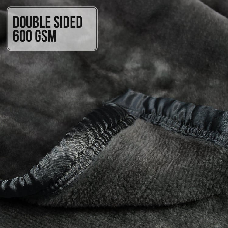 600GSM Large Double-Sided Queen Faux Mink Blanket - Black image 7
