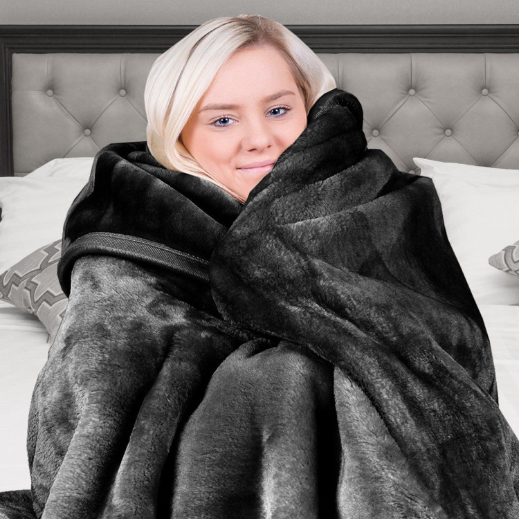 600GSM Large Double-Sided Queen Faux Mink Blanket - Black image 8