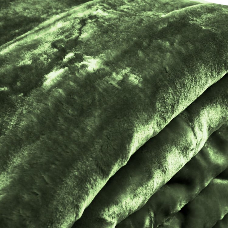 Laura Hill 600GSM Double-Sided Queen Size Faux Mink Blanket - Green image 10