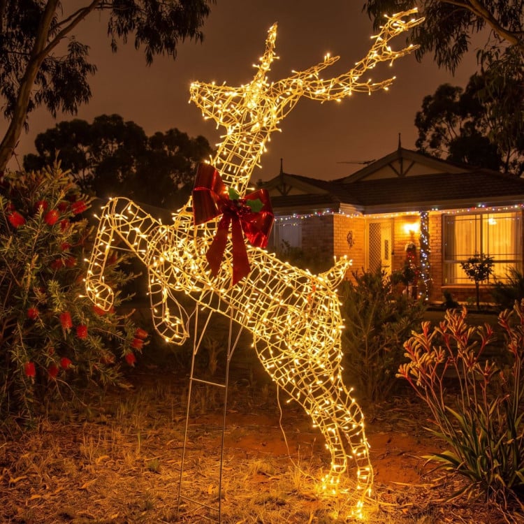 Christabelle 2m Large Light Up Reindeer Christmas Decoration, 800 Twinkle LED Lights, Indoor Outdoor Rearing Stag image 4